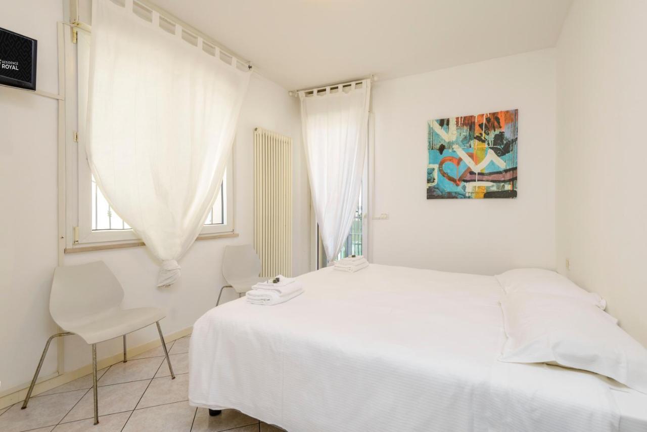 Residence Royal Rimini Buitenkant foto