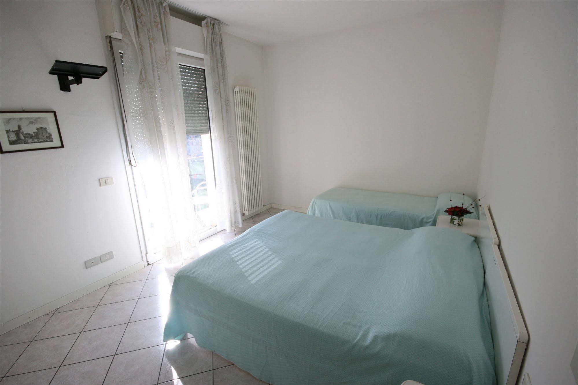 Residence Royal Rimini Buitenkant foto