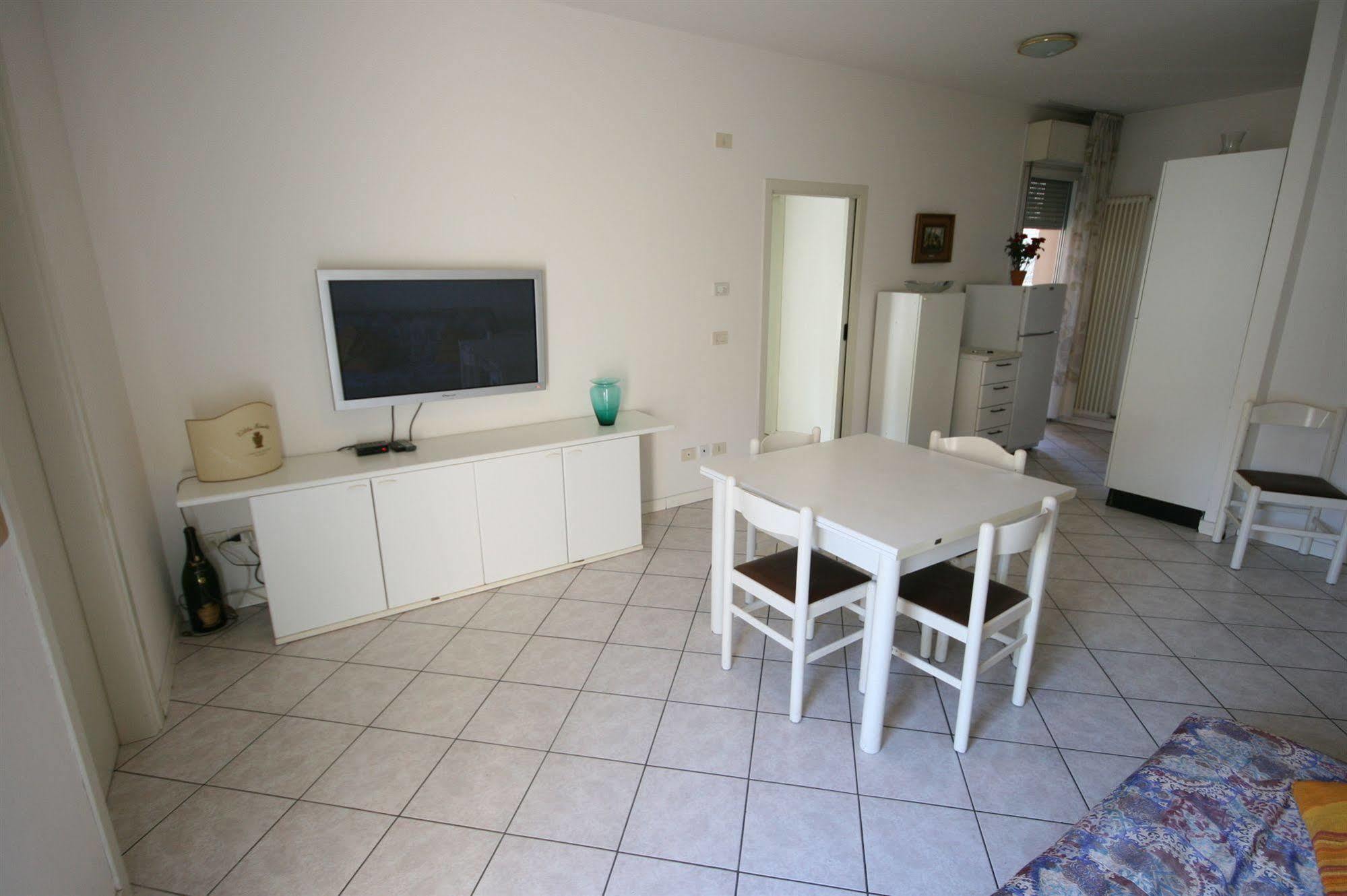 Residence Royal Rimini Buitenkant foto
