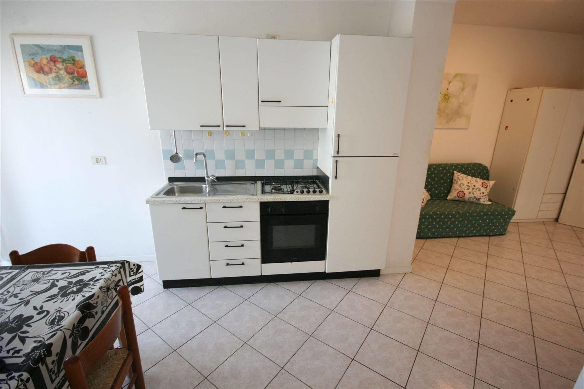 Residence Royal Rimini Buitenkant foto